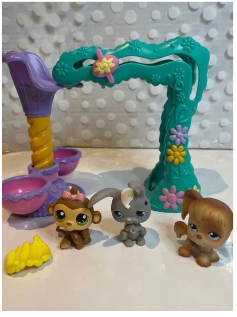 Littlest Pet Shop 🐒🍌 Twirlaround Treehouse playset